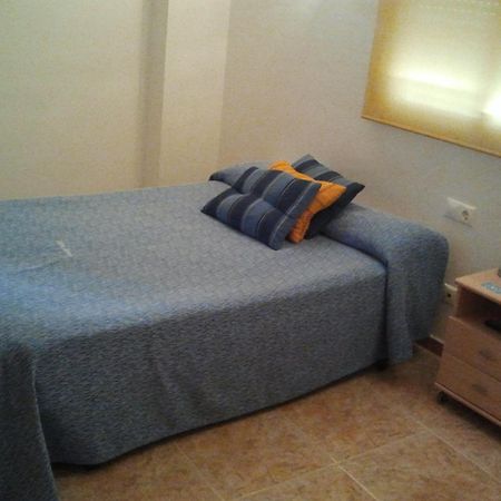 Hostal Arneva Orihuela Екстер'єр фото