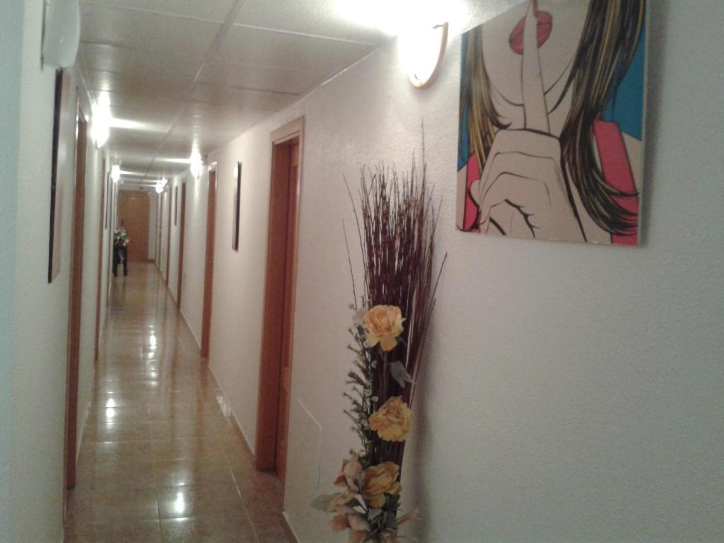 Hostal Arneva Orihuela Екстер'єр фото