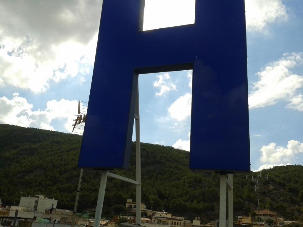 Hostal Arneva Orihuela Екстер'єр фото